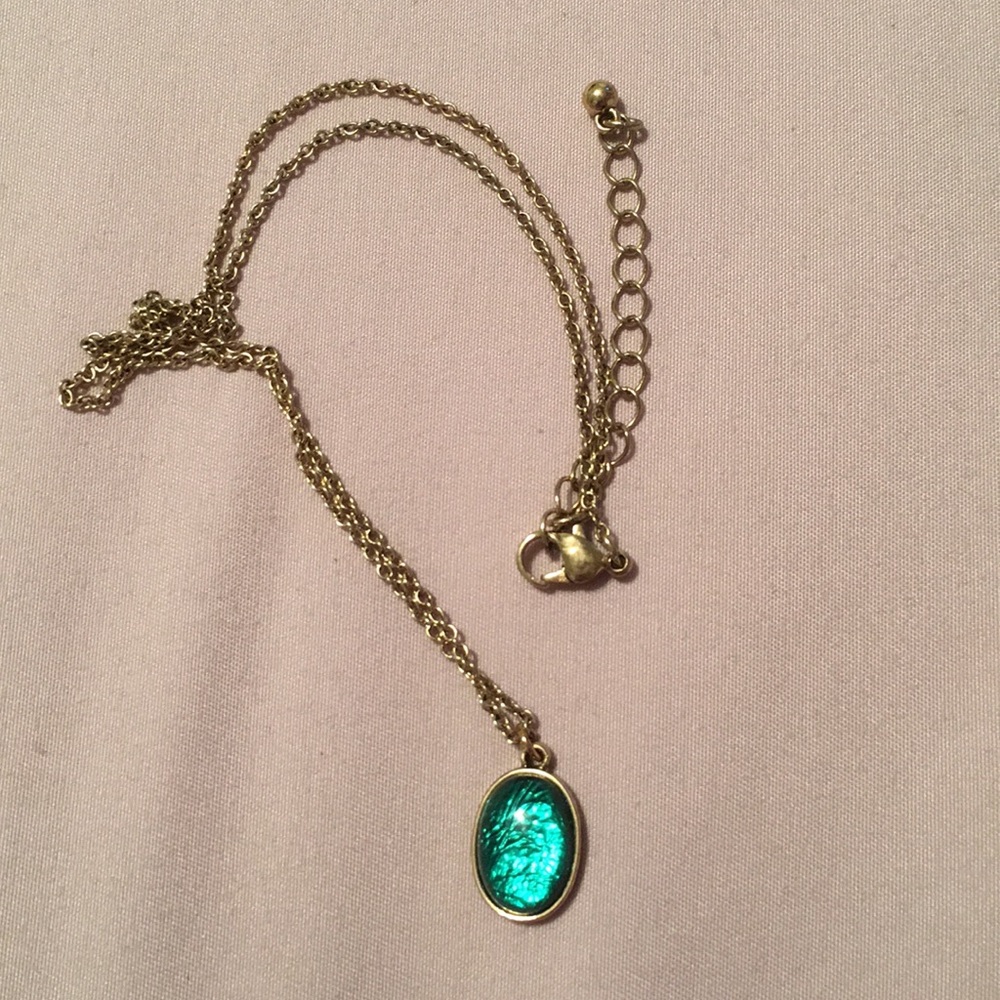 Forever21 Emerald Stone Necklace